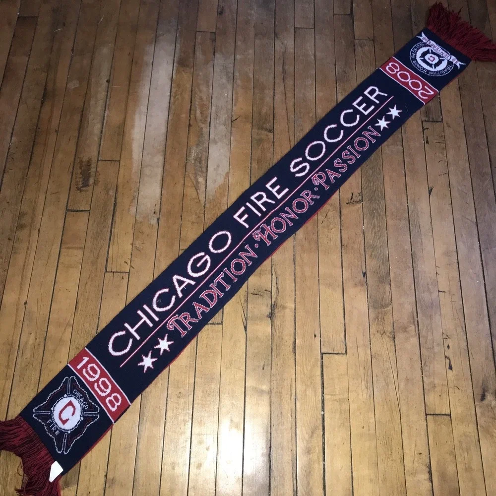 Chicago Fire 2008 Soccer‎ Scarf (10-years)